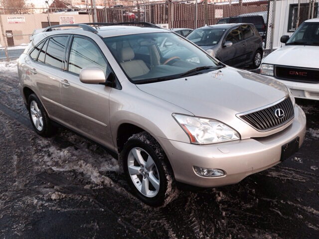 2004 Lexus RX 330 Ram 3500 Diesel 2-WD