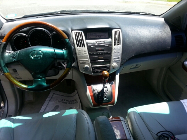 2004 Lexus RX 330 Base