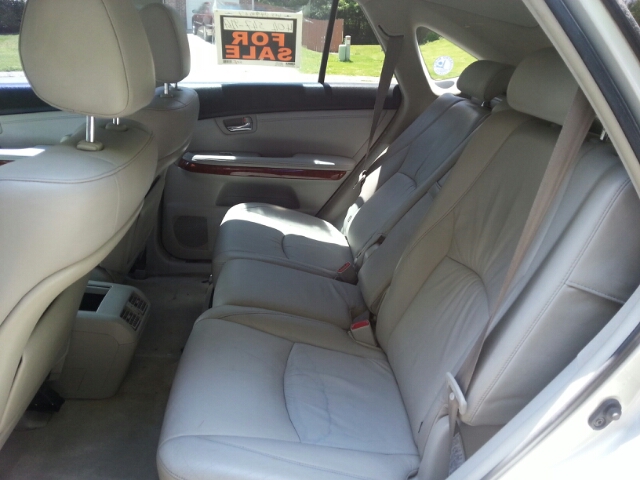 2004 Lexus RX 330 Base