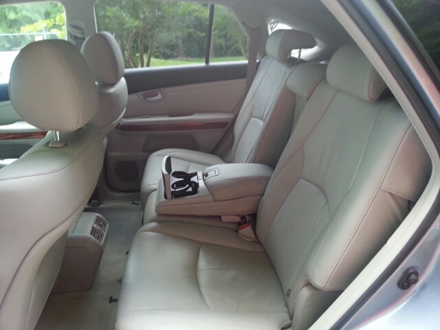 2004 Lexus RX 330 Base