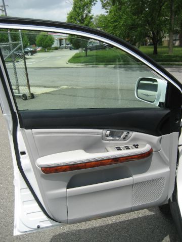 2005 Lexus RX 330 EX - DUAL Power Doors
