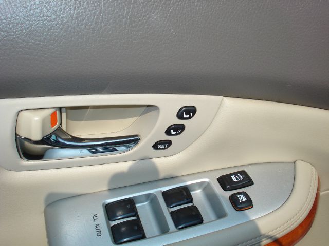 2005 Lexus RX 330 EX - DUAL Power Doors