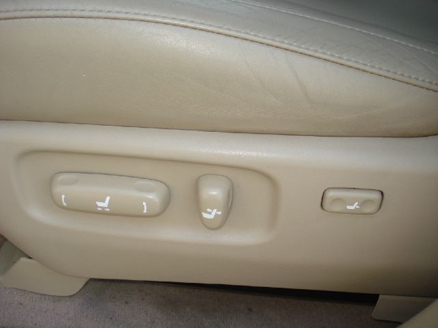 2005 Lexus RX 330 EX - DUAL Power Doors