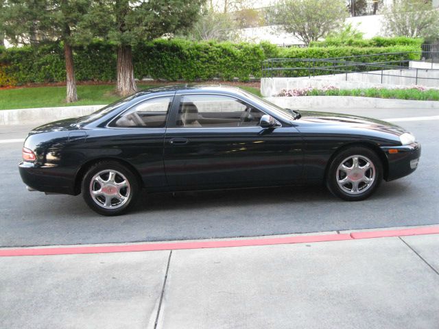 1995 Lexus SC 300 Utility 4D Laredo 4WD