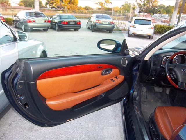 2003 Lexus SC 430 Base