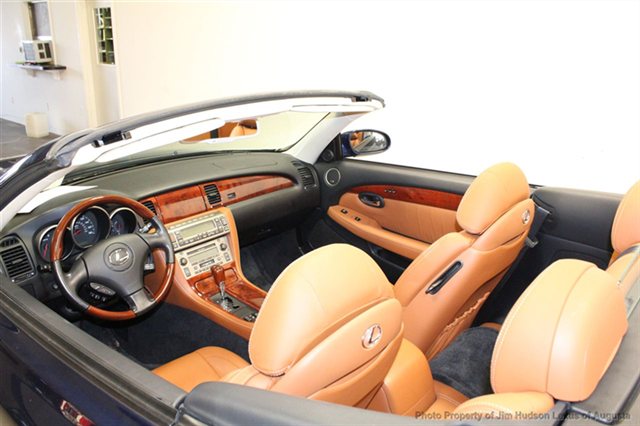 2003 Lexus SC 430 Base