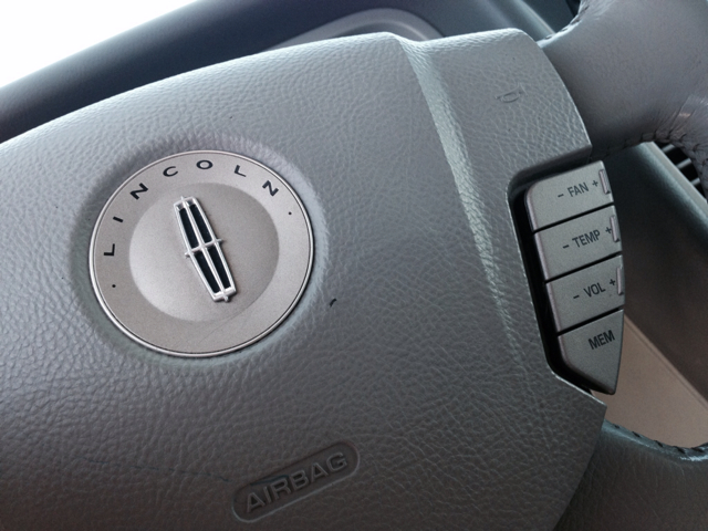 2003 Lincoln Aviator 1500 HD LT