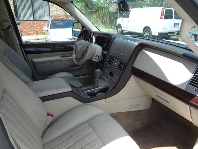 2003 Lincoln Aviator GLS PZEV
