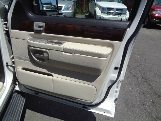 2003 Lincoln Aviator GLS PZEV