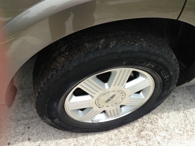 2003 Lincoln Aviator 1500 HD LT