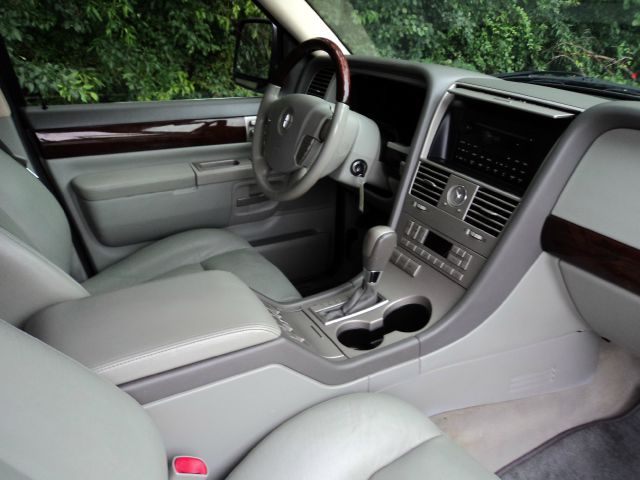 2003 Lincoln Aviator 1500 HD LT