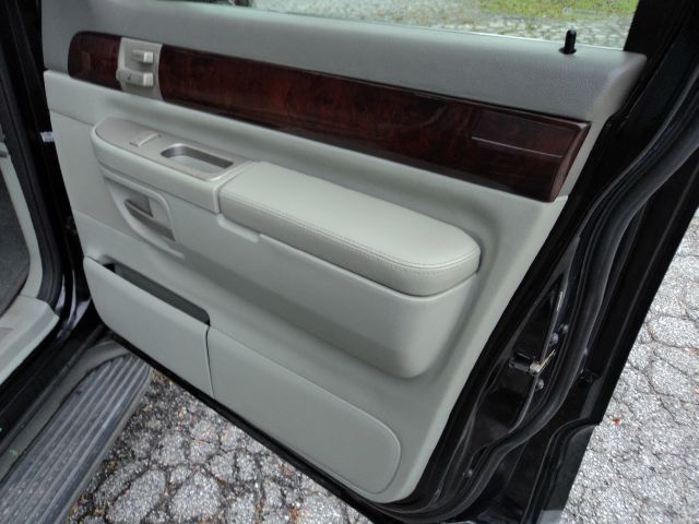 2003 Lincoln Aviator 1500 HD LT