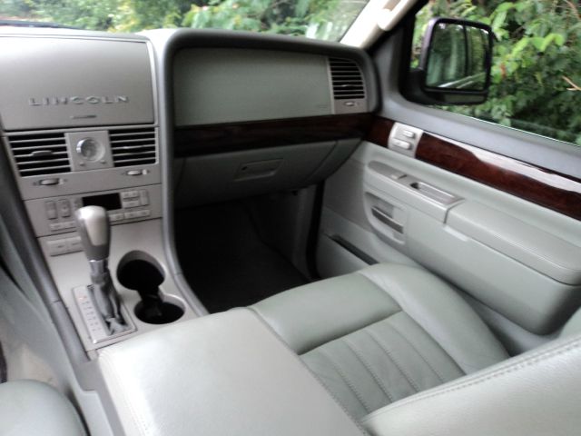 2003 Lincoln Aviator 1500 HD LT