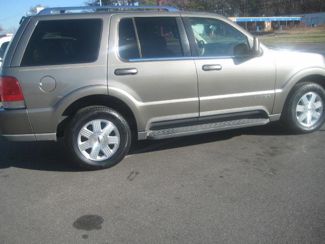 2003 Lincoln Aviator GLS PZEV