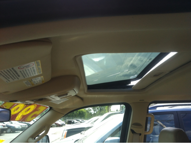 2003 Lincoln Aviator GLS PZEV