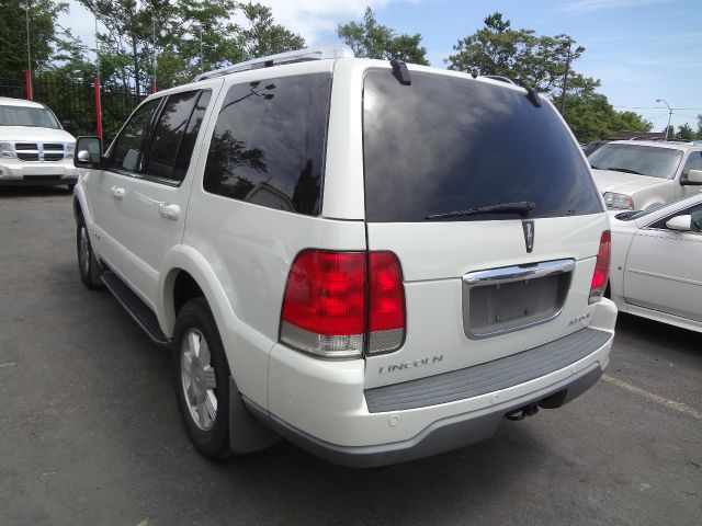 2004 Lincoln Aviator GLS PZEV
