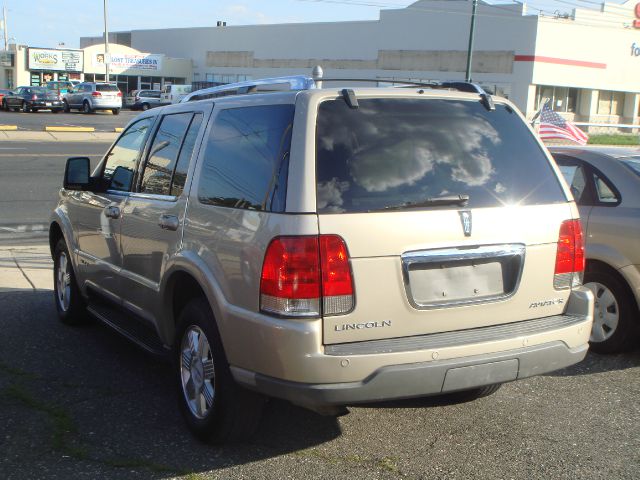 2004 Lincoln Aviator GLS PZEV