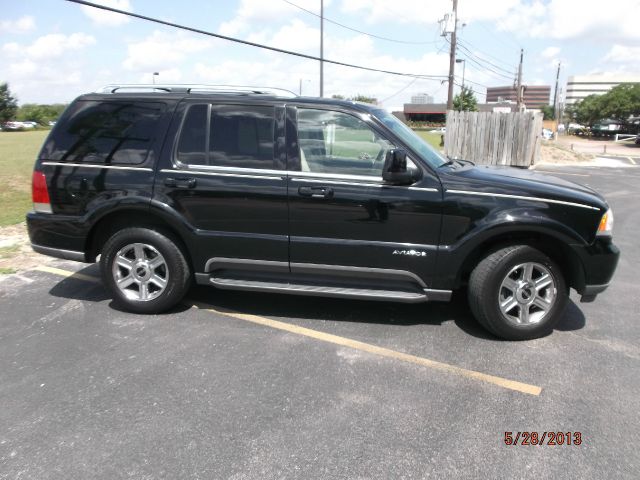 2004 Lincoln Aviator S550 4-matic