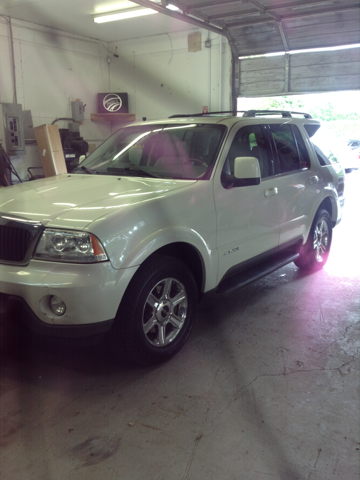 2004 Lincoln Aviator Unknown