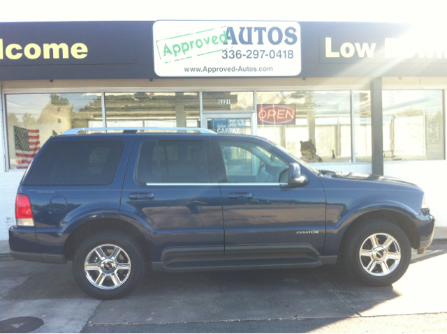 2004 Lincoln Aviator GLS PZEV