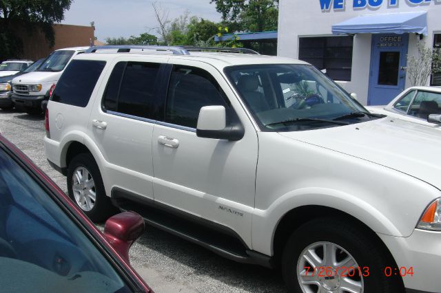 2004 Lincoln Aviator GLS PZEV