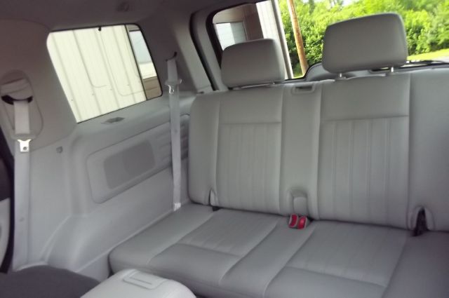 2004 Lincoln Aviator GLS PZEV