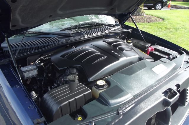 2004 Lincoln Aviator GLS PZEV