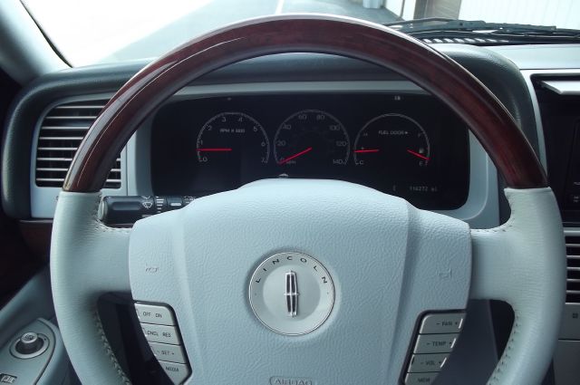2004 Lincoln Aviator GLS PZEV