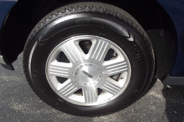 2004 Lincoln Aviator GLS PZEV