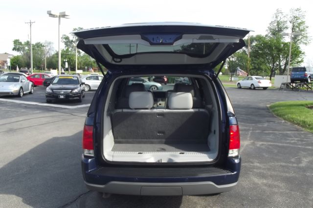 2004 Lincoln Aviator GLS PZEV