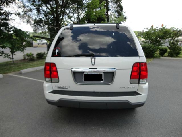2004 Lincoln Aviator GLS PZEV