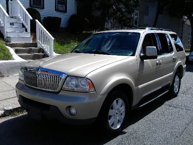 2005 Lincoln Aviator GLS PZEV