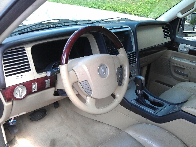 2005 Lincoln Aviator GLS PZEV