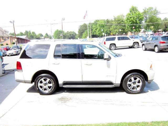 2005 Lincoln Aviator Unknown