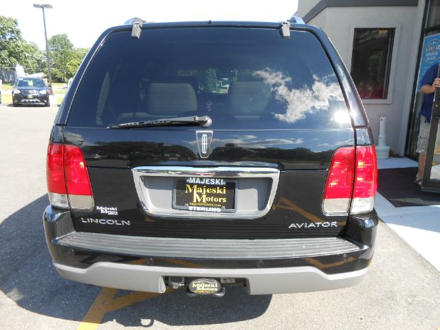 2005 Lincoln Aviator GLS PZEV