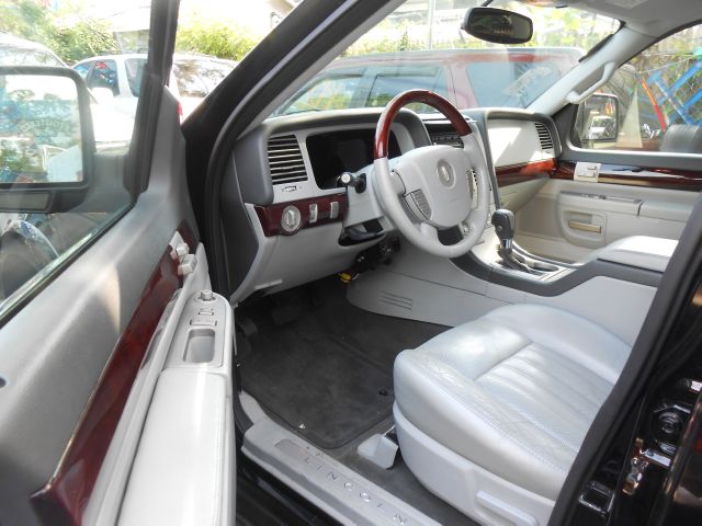 2005 Lincoln Aviator GLS PZEV