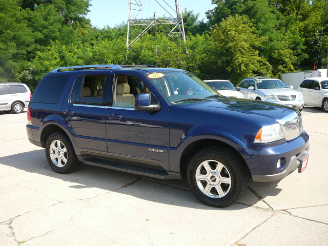 2005 Lincoln Aviator GLS PZEV