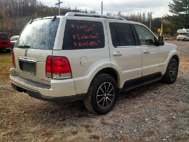 2005 Lincoln Aviator GLS PZEV