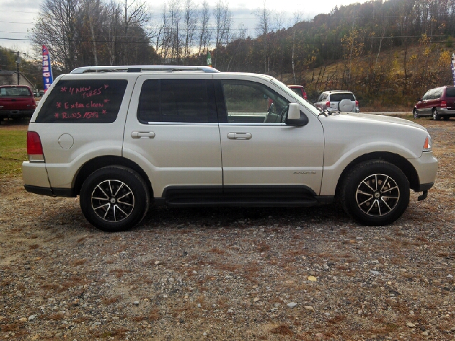 2005 Lincoln Aviator GLS PZEV