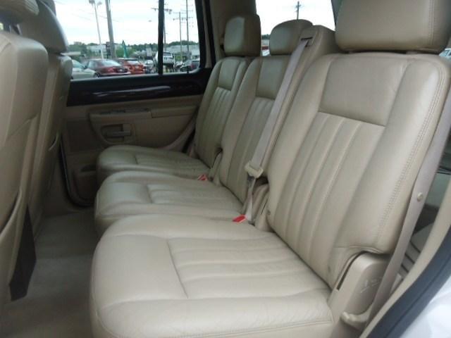 2005 Lincoln Aviator Unknown