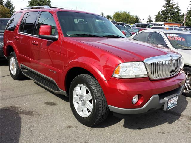 2005 Lincoln Aviator Base