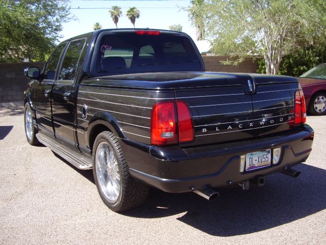 2002 Lincoln Blackwood Touring S