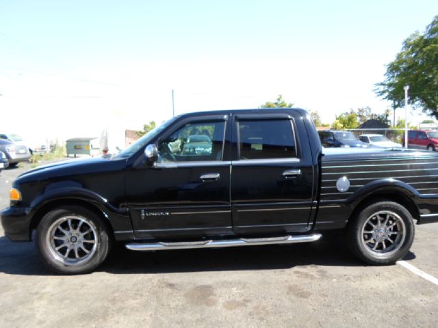 2002 Lincoln Blackwood Touring S