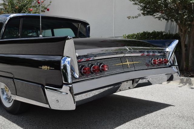 1960 Lincoln Continental Unknown