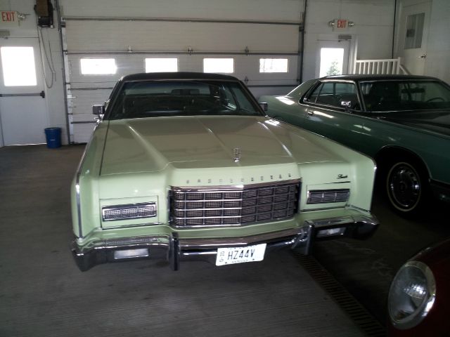 1973 Lincoln Continental XLT Crewcab