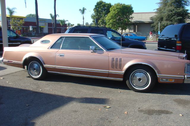 1979 Lincoln Continental Touring R-3