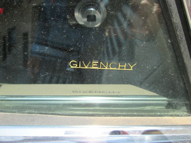 1987 Lincoln Continental XLT 4X4 Diesel BAD Credit OK