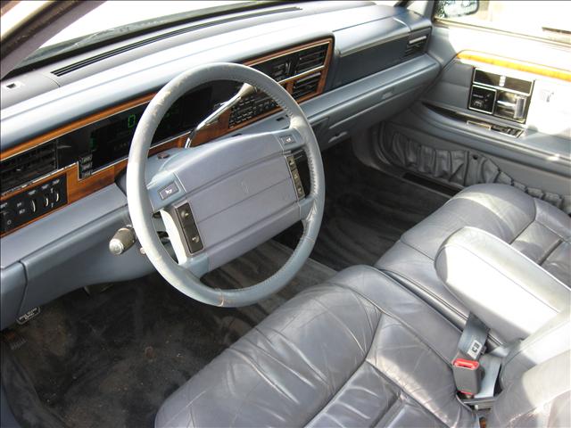 1992 Lincoln Continental V6 3.5 SE