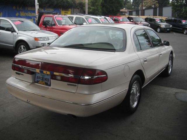 1997 Lincoln Continental Base