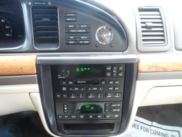 1998 Lincoln Continental Base